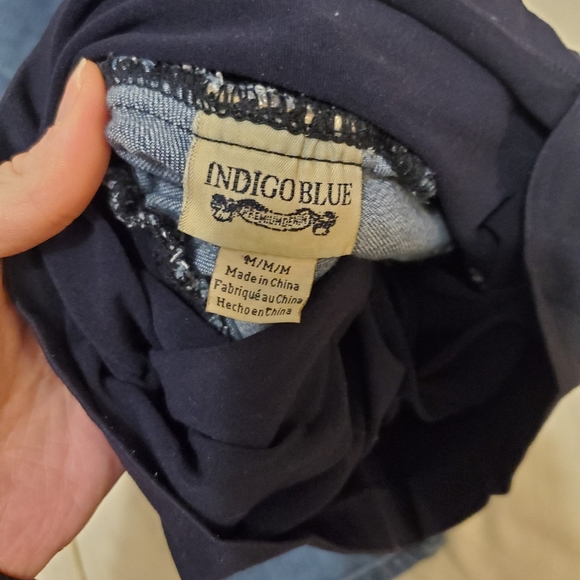 Maternity jeans - Picture 2 of 2